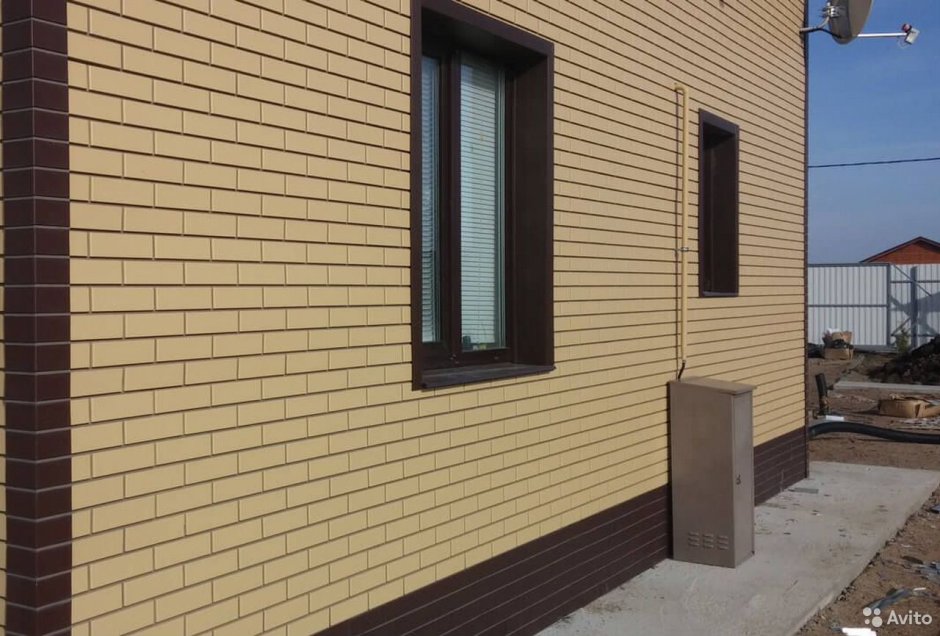 Фасадные панели Nordside гладкий кирпич желтый