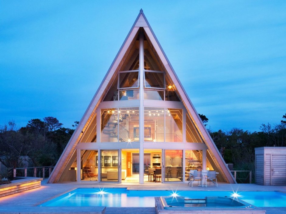 Дом шалаш а frame House.