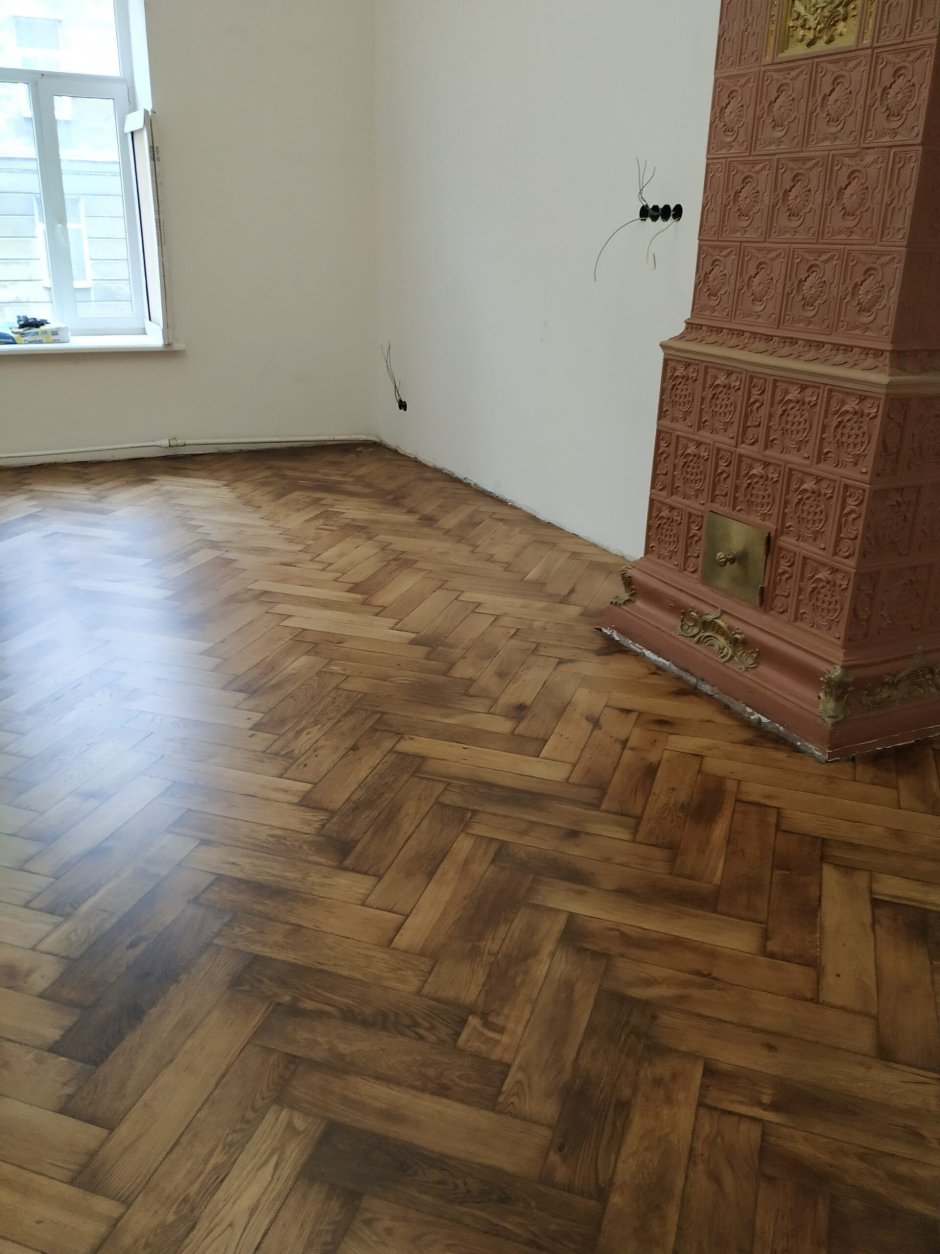 Очень старый паркет