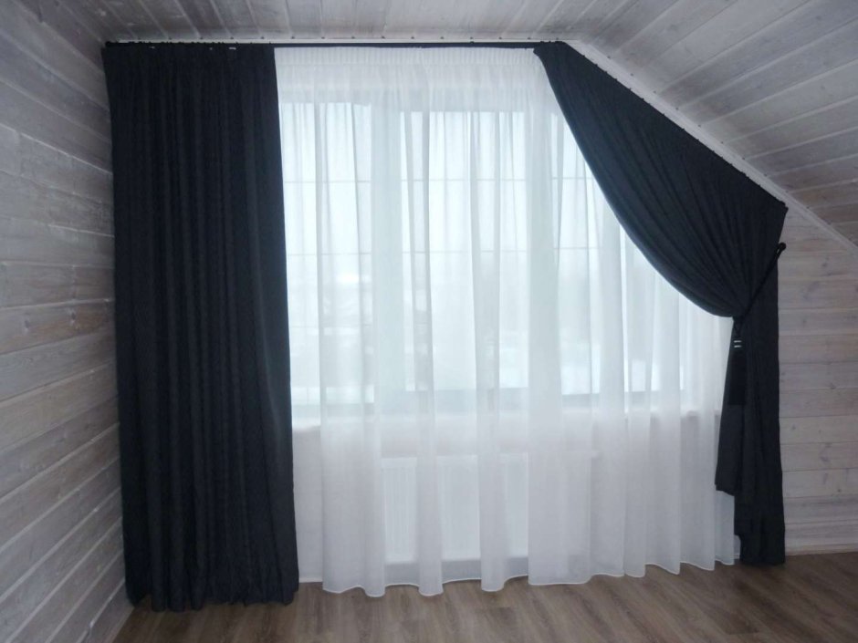 Тюль и шторы на скошенное окно