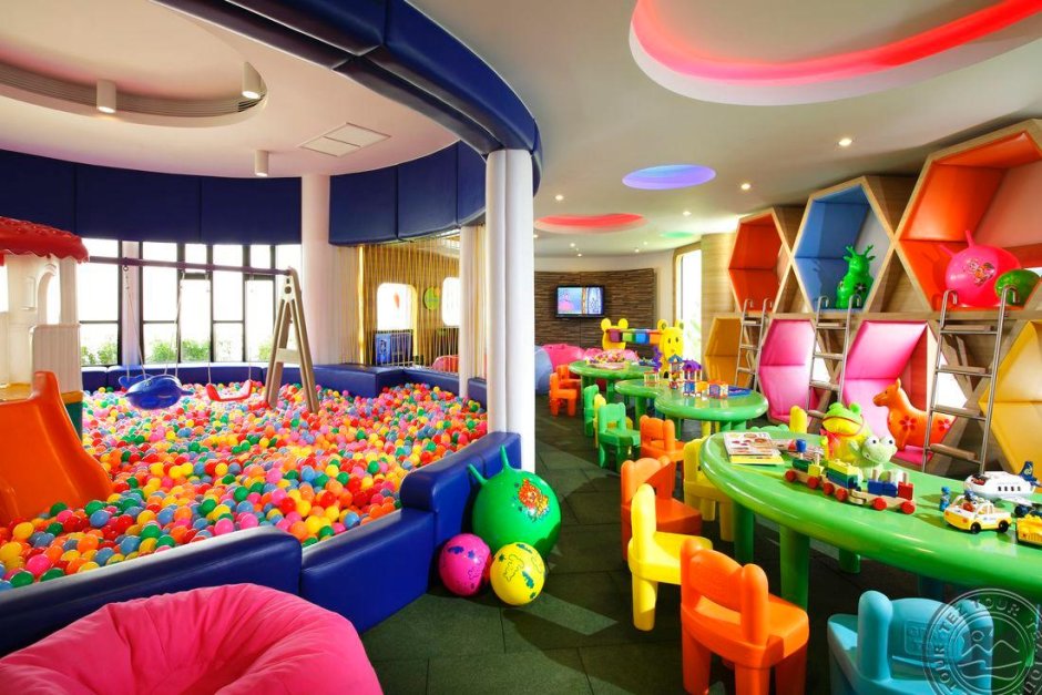 Игровая детская комната в отеле