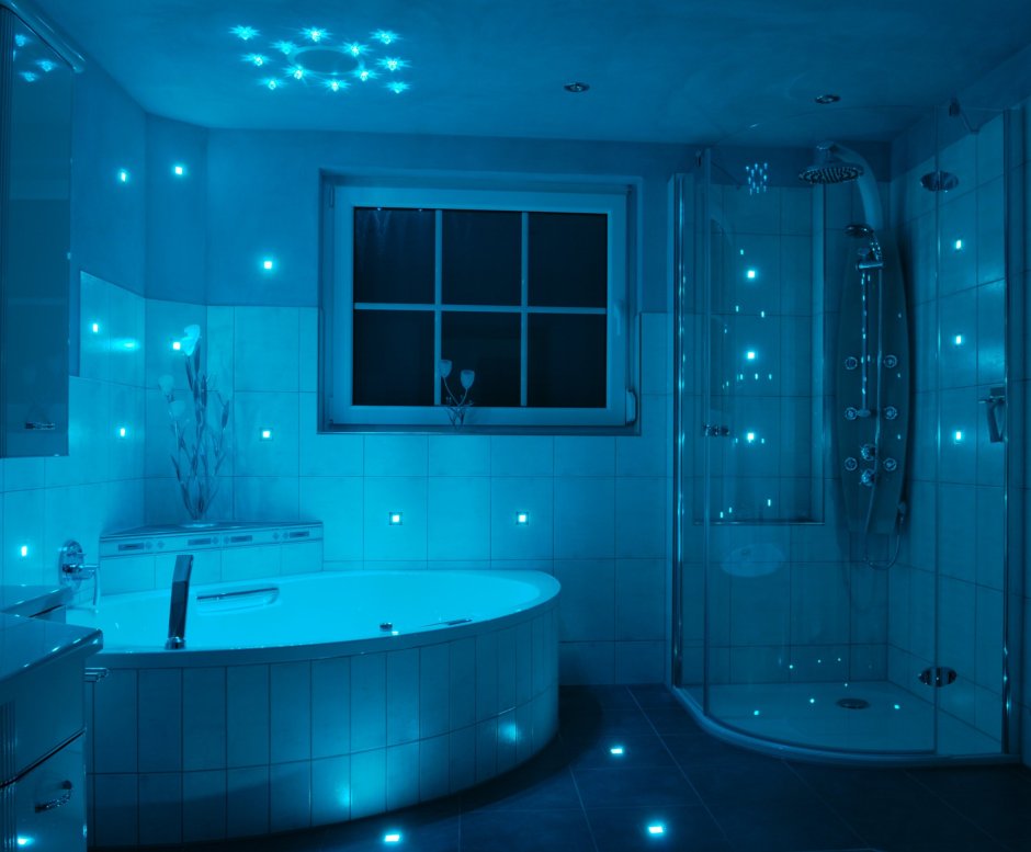 Неоновая подсветка в ванной