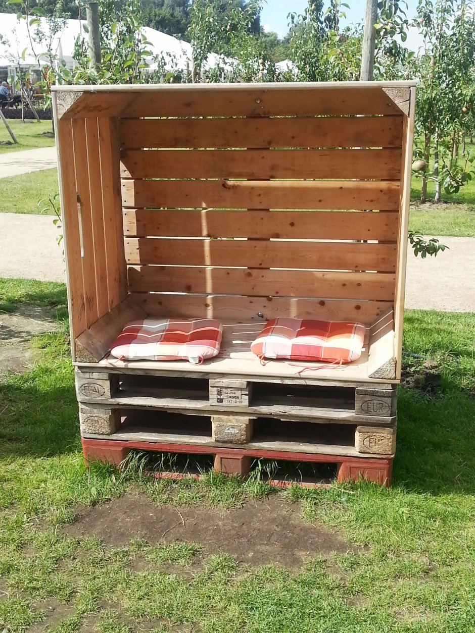 Из паллетов для дачи