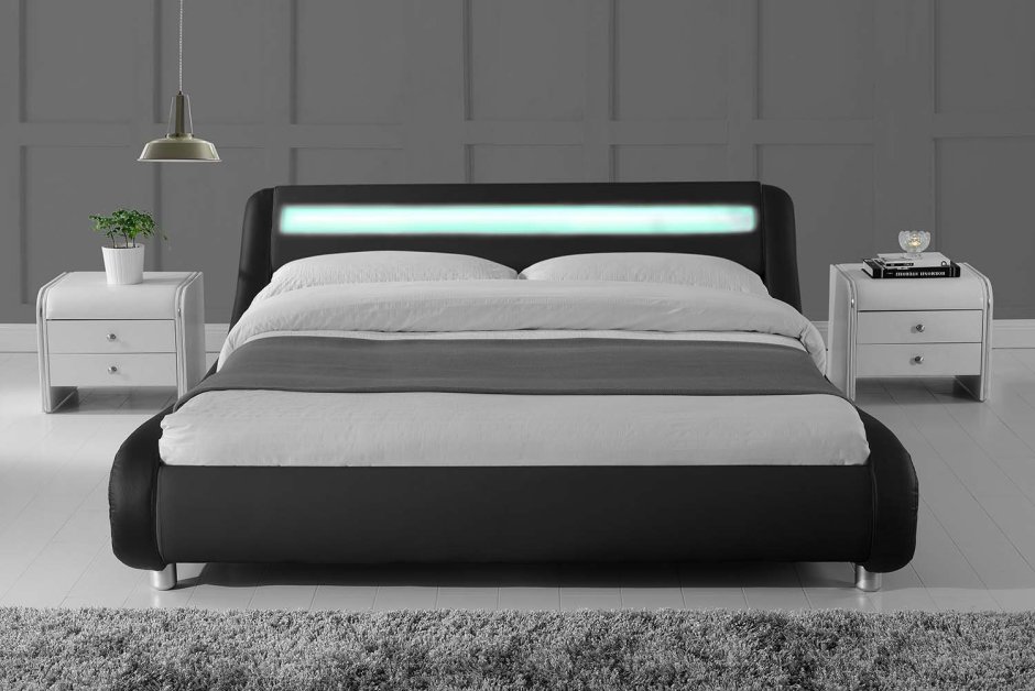 Кровать Cosmo King Size Black and White Leather Bed
