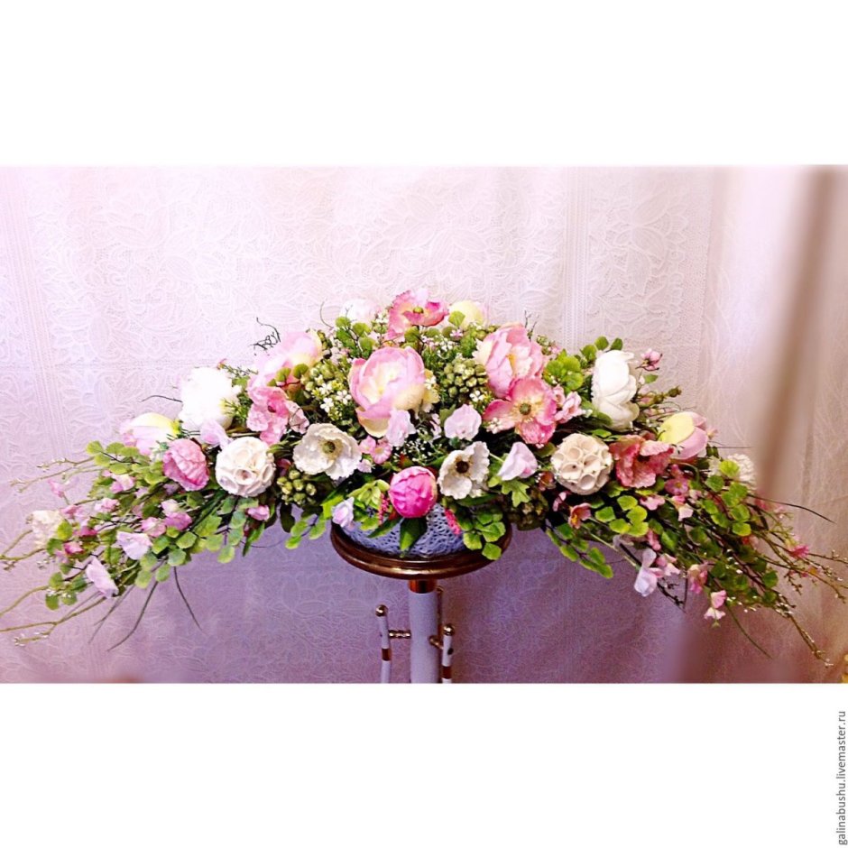 Горизонтальная Цветочная композиция