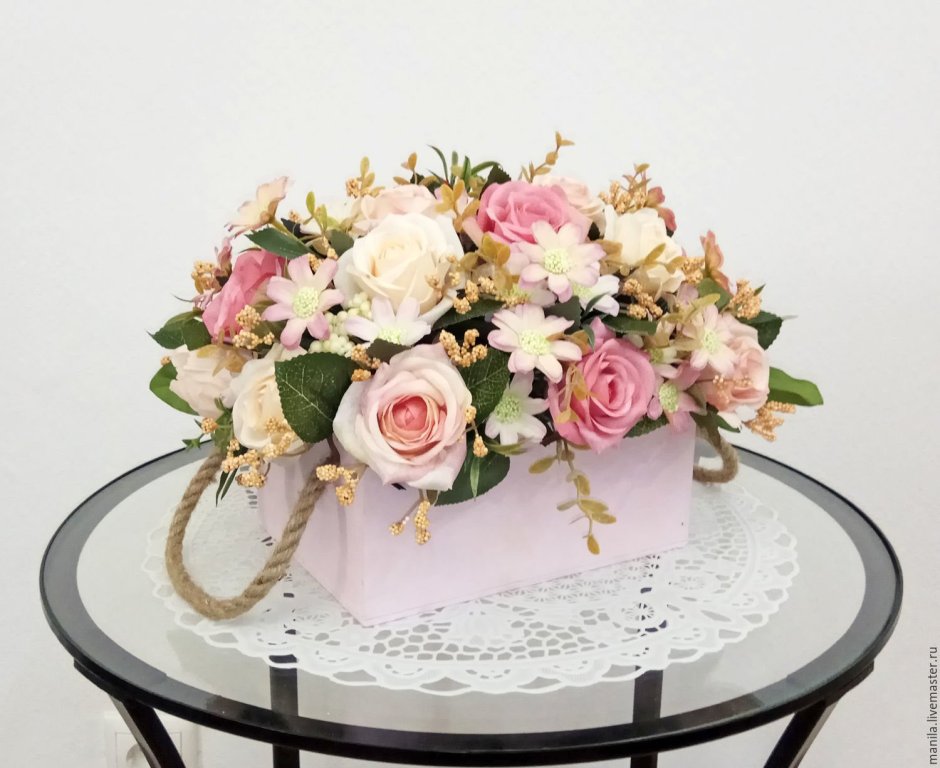 Композиции из искусственных цветов в стиле шебби Шик