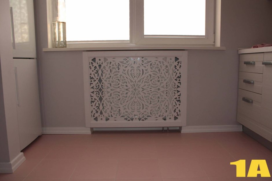 Отделка батареи под окном