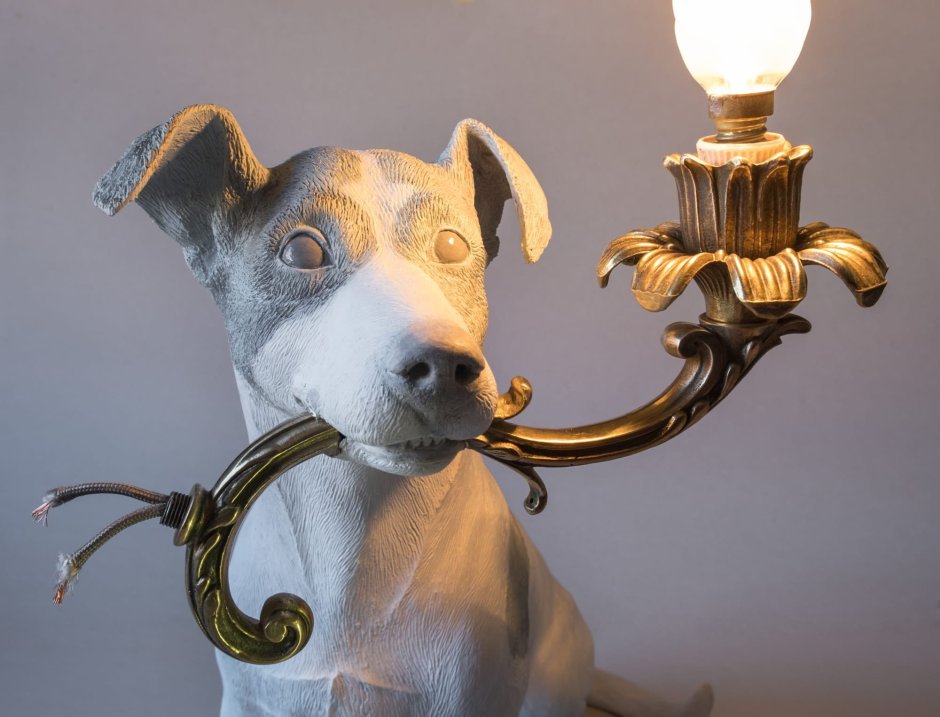 Светильник скульптура собака