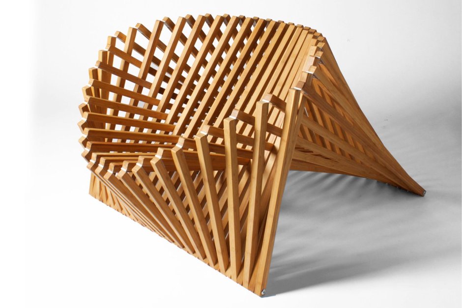 Rising Chair by Robert van Embricqs с размерами