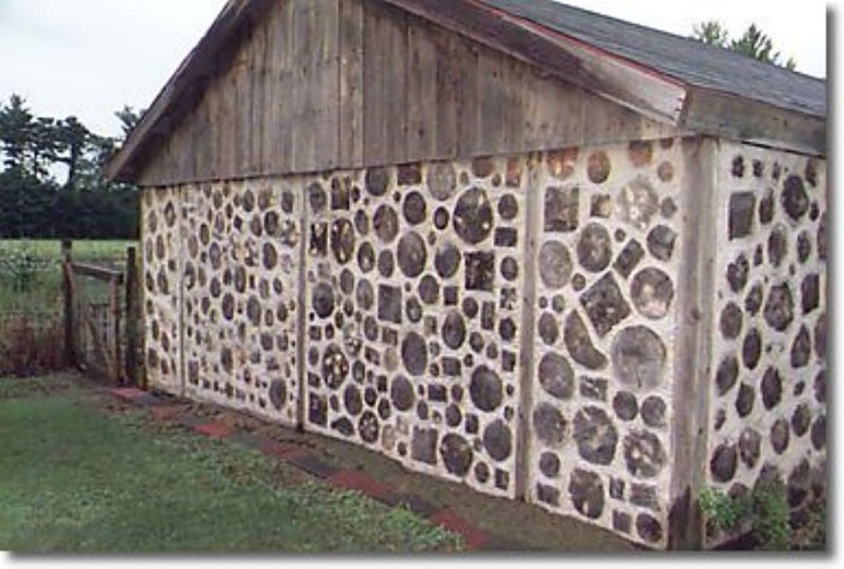 Дровник из глиночурки
