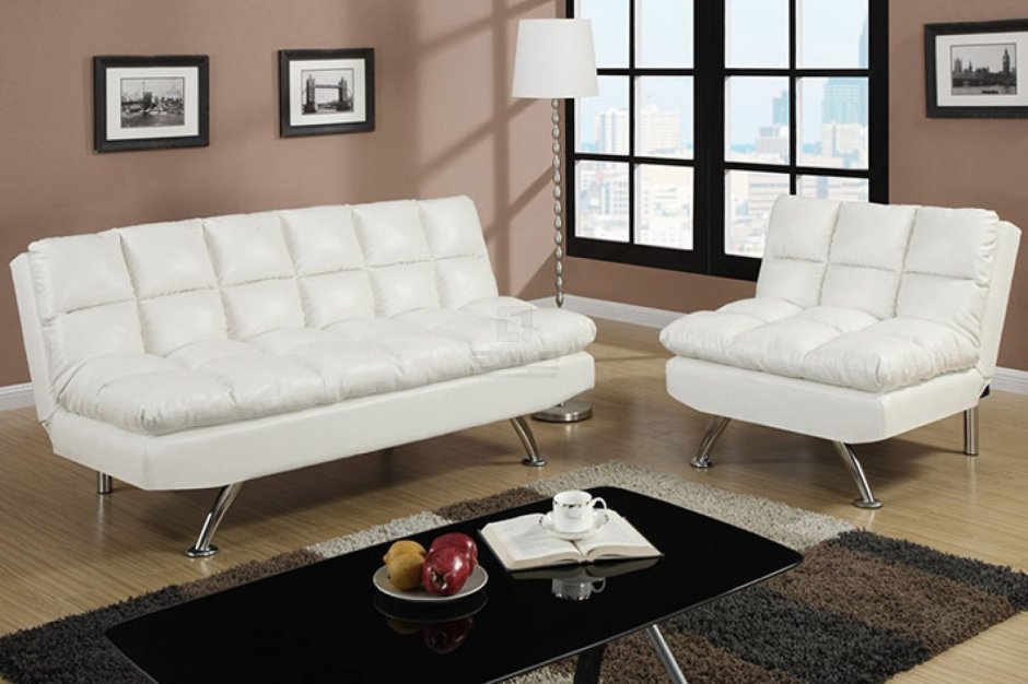 Белый кожаный диван на ножках