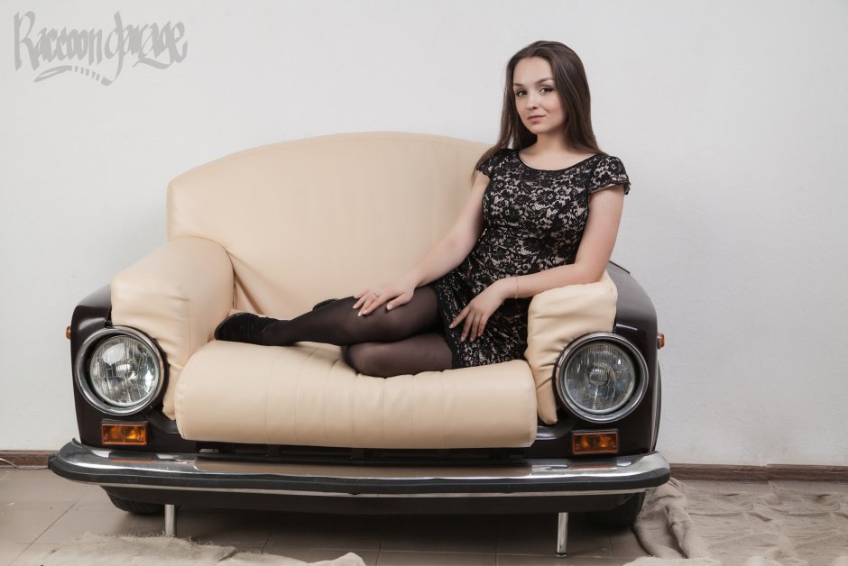 Диван из автомобиля