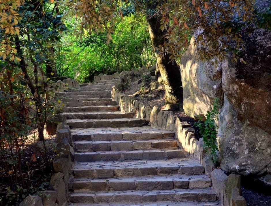 Гурзуф каменная лестница