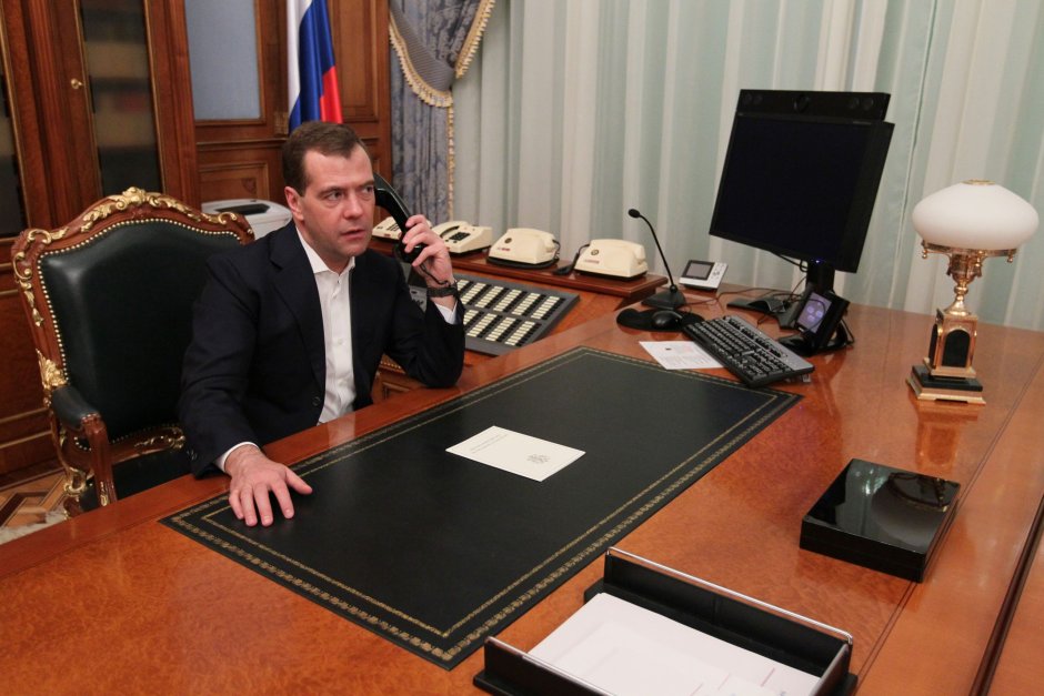 Дмитрий Медведев кабинет президента
