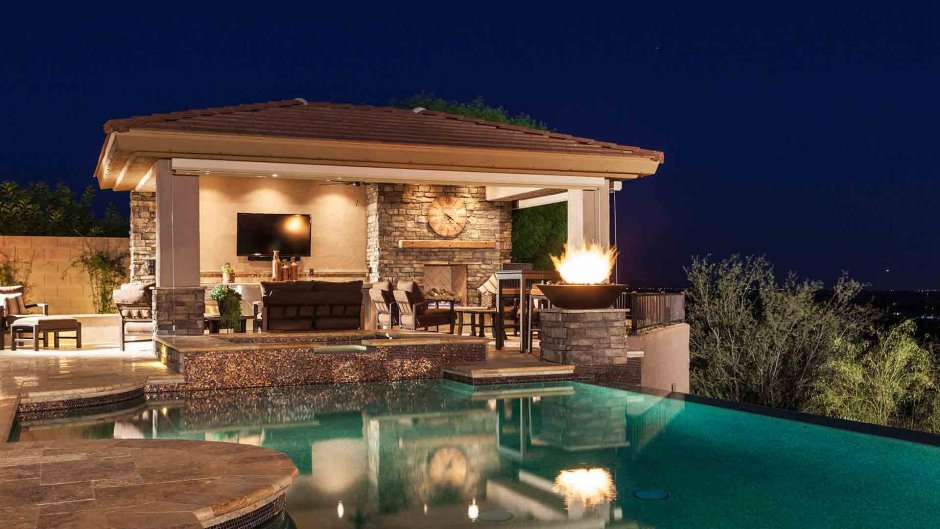 Pool House Астрахань