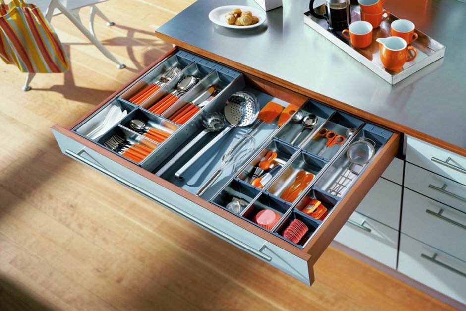 Наполнение для кухонных шкафов Blum