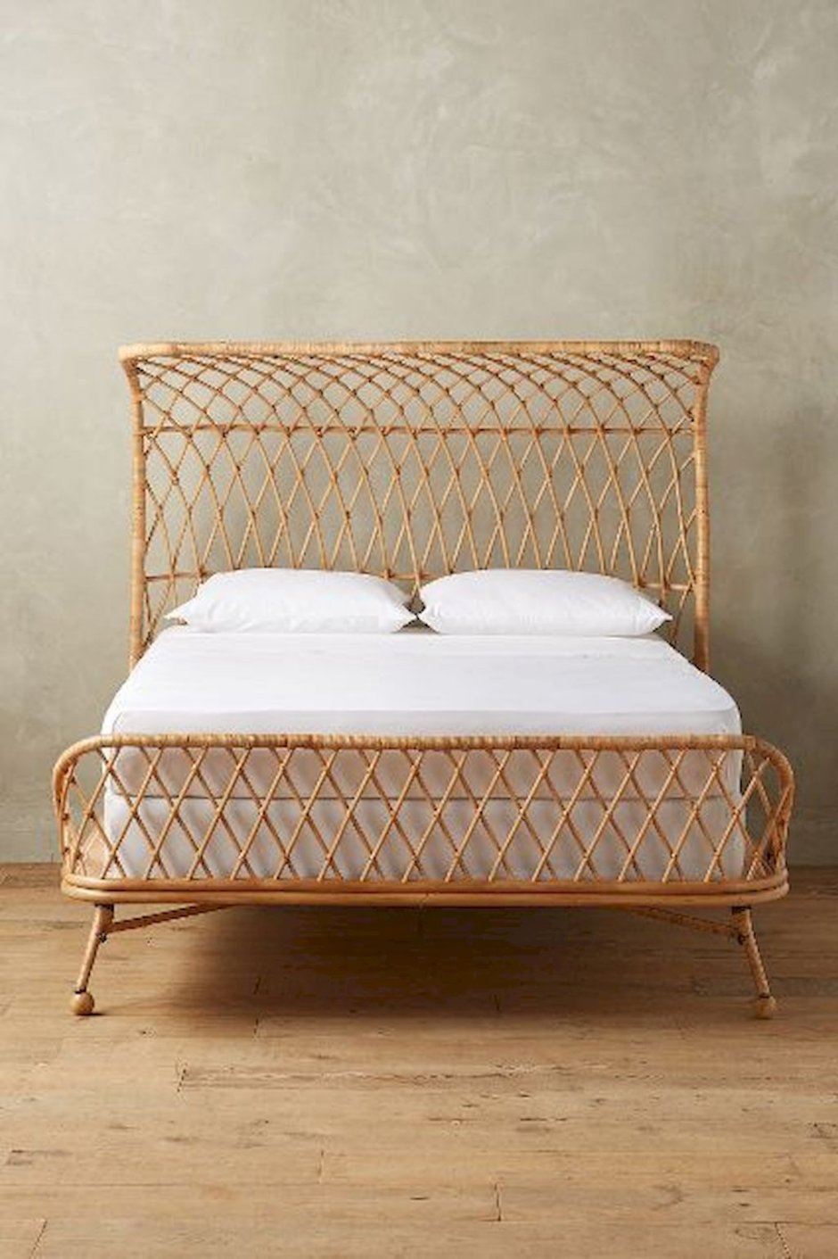 Кровать Anthropologie