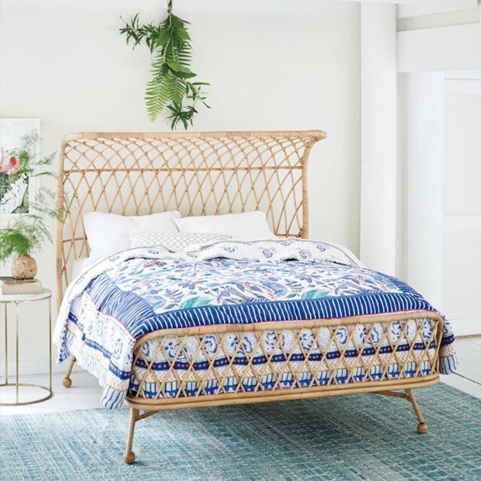 Кровать Anthropologie
