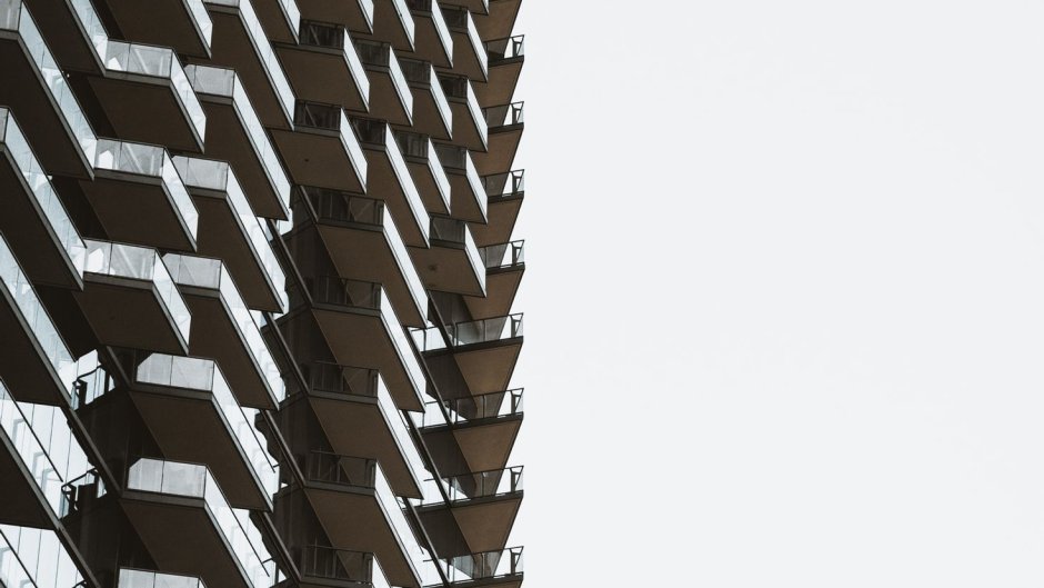 Минимализм в архитектуре многоэтажек