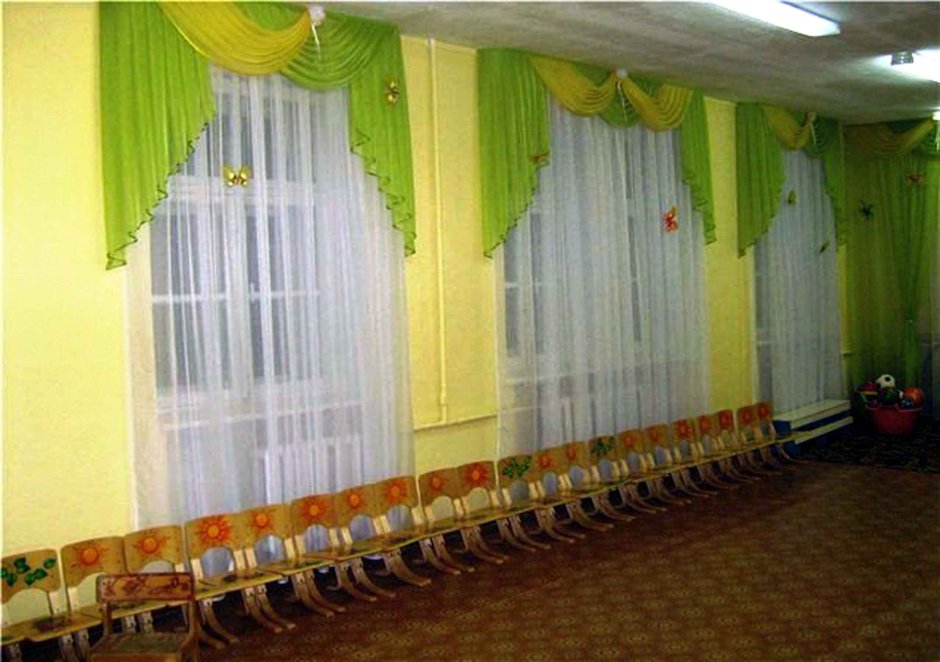 Занавески в музыкальный зал в детском саду