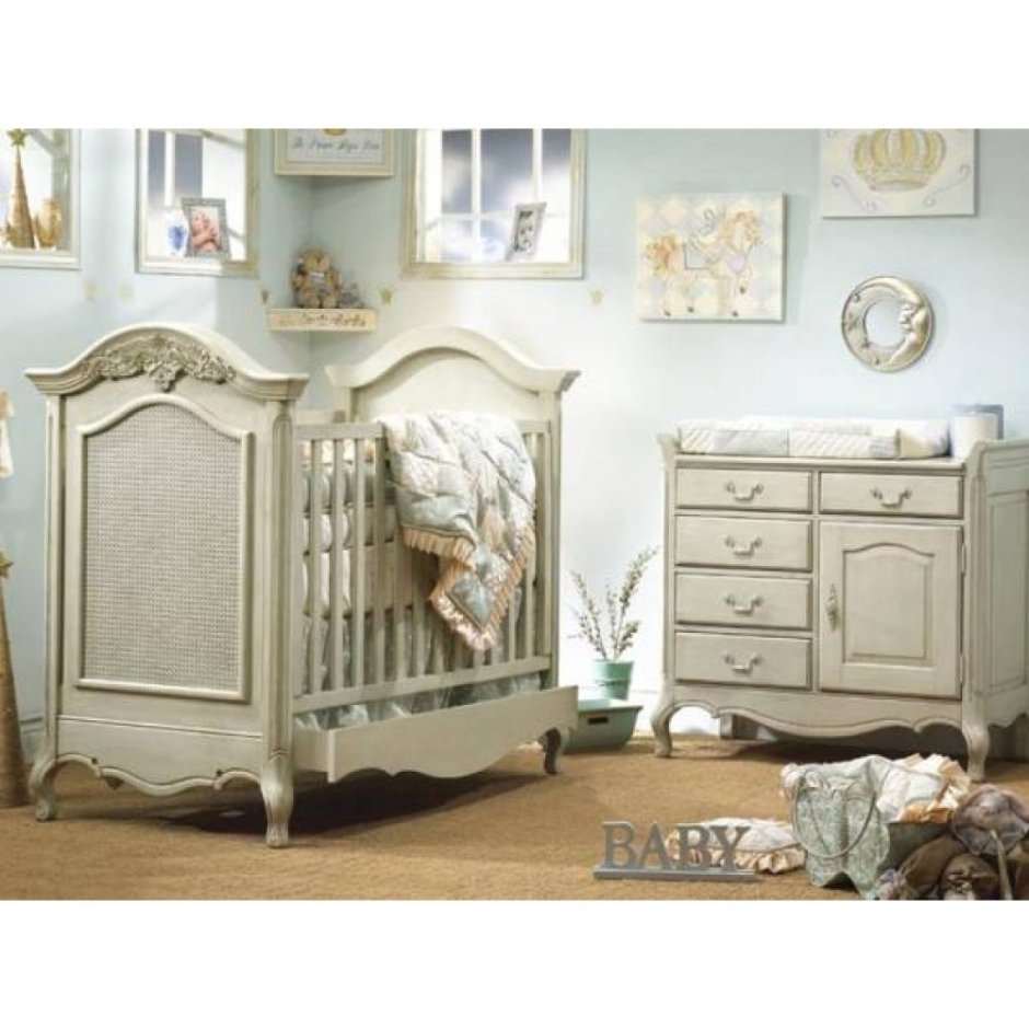 Винтажная мебель для новорожденных
