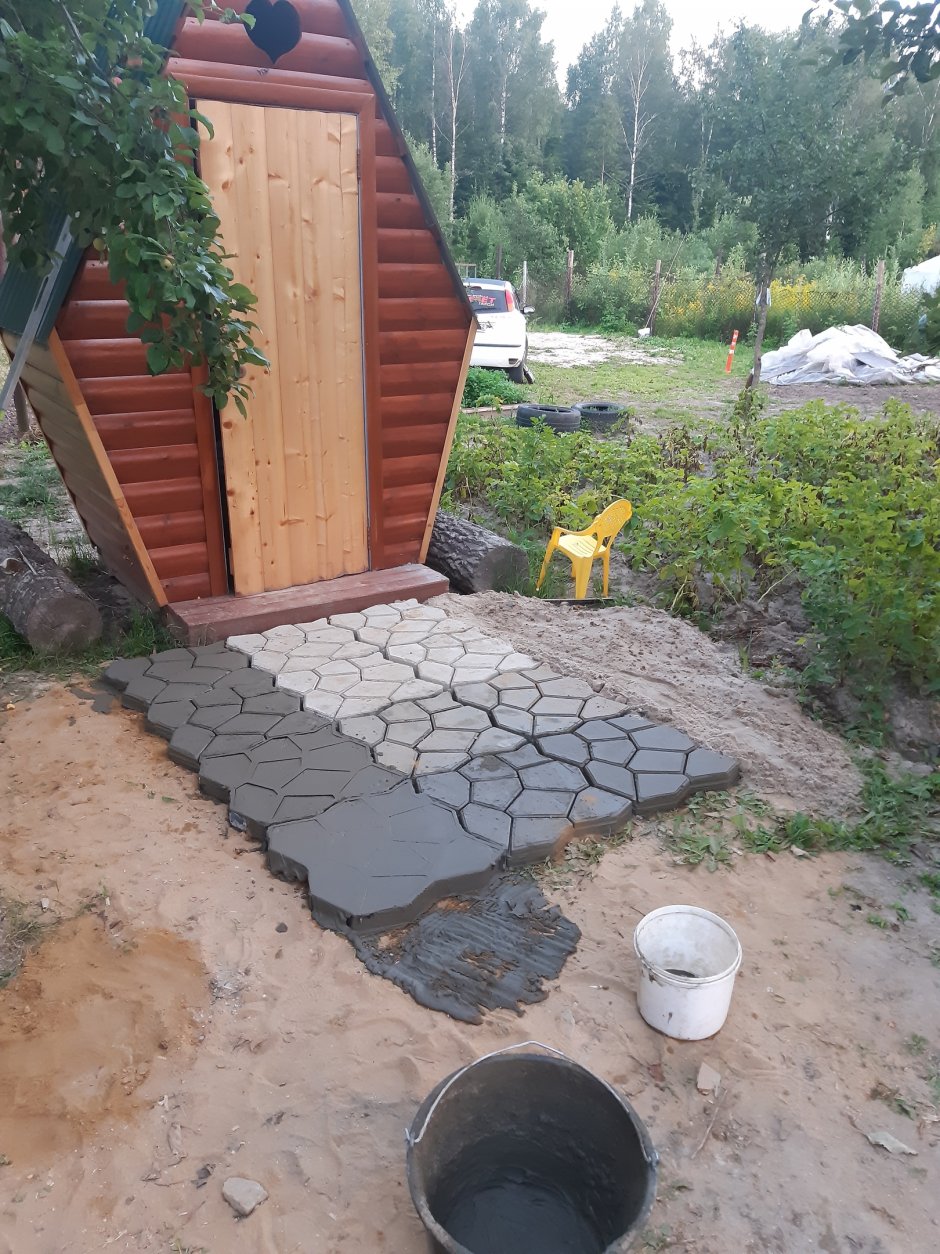 Фундамент для дачного туалета