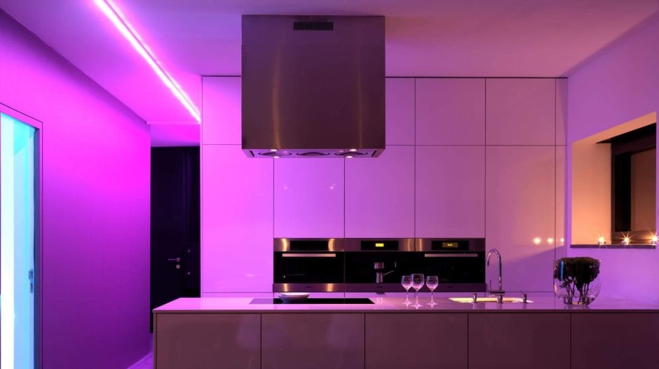 РГБ подсветка на кухне