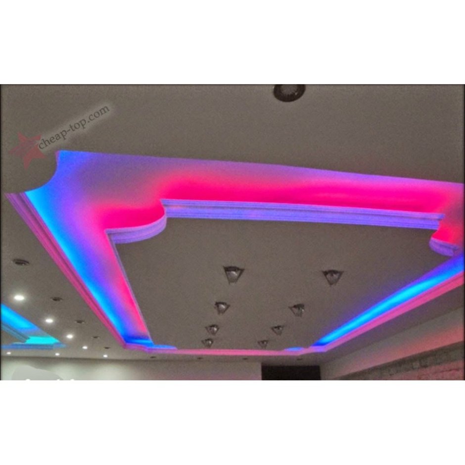 Потолок с неоновой подсветкой