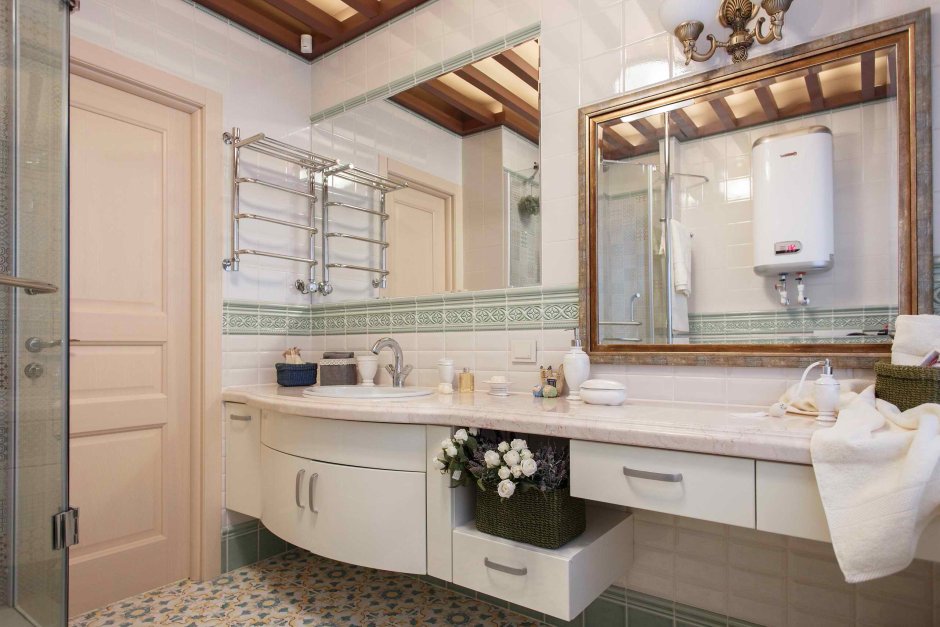 Сочетание Прованса и современного стиля в интерьере ванной