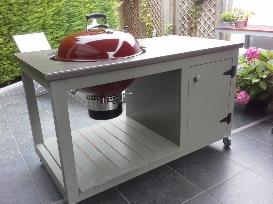 Outdoor BBQ Kitchen Weber