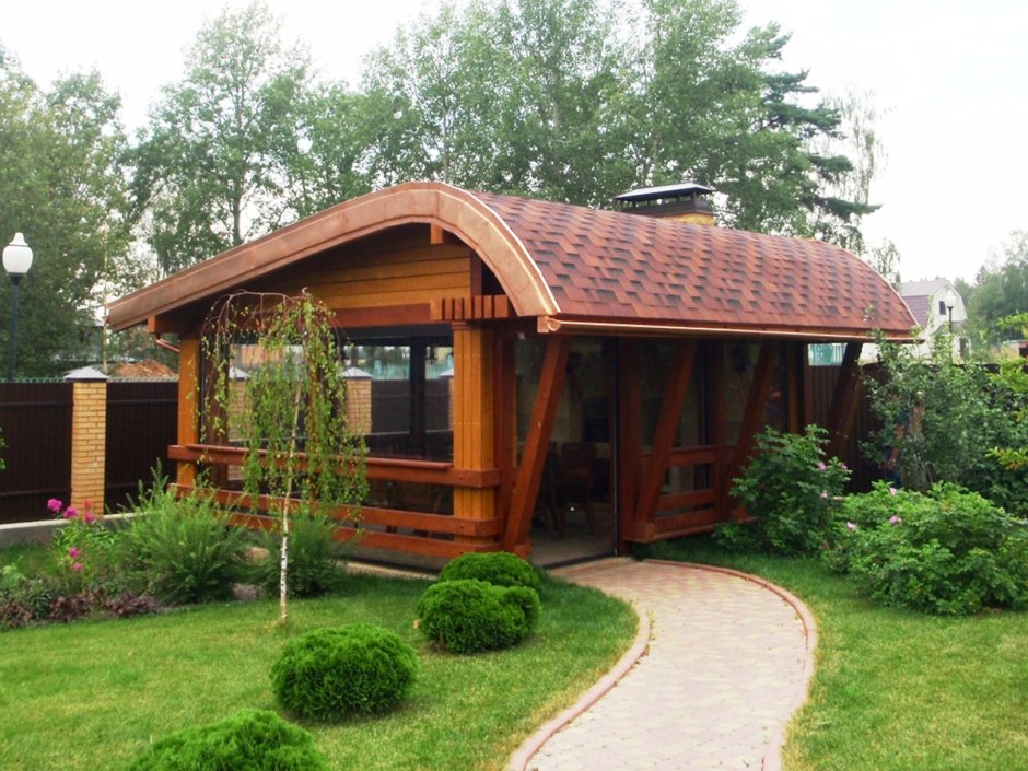 Оригинальные беседки из дерева