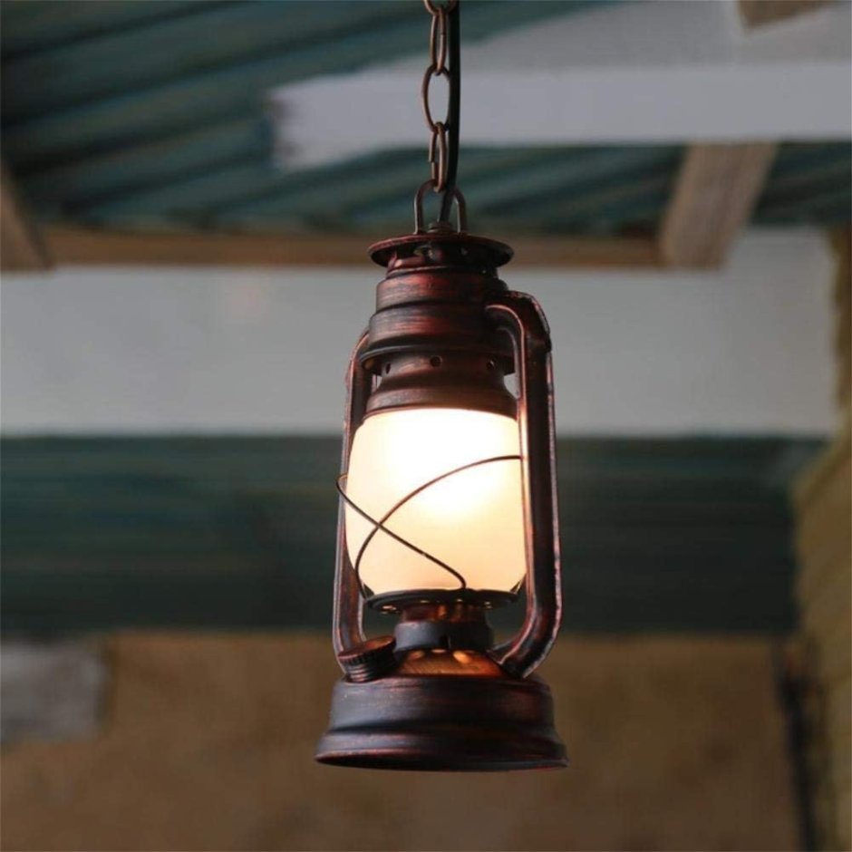 Старинный подвесной фонарь