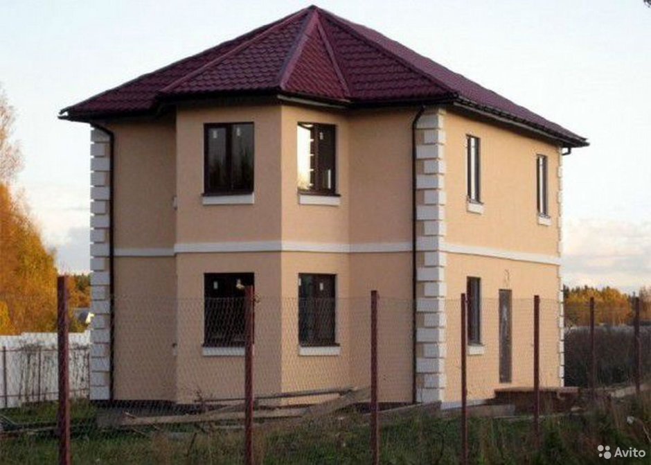 Двухэтажный дом короед