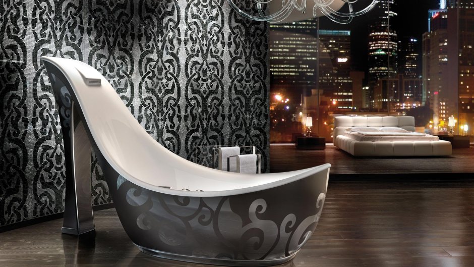 Ванна в форме туфельки