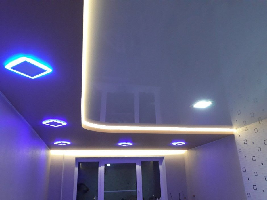 Двух уровненные потолки с подсветкой