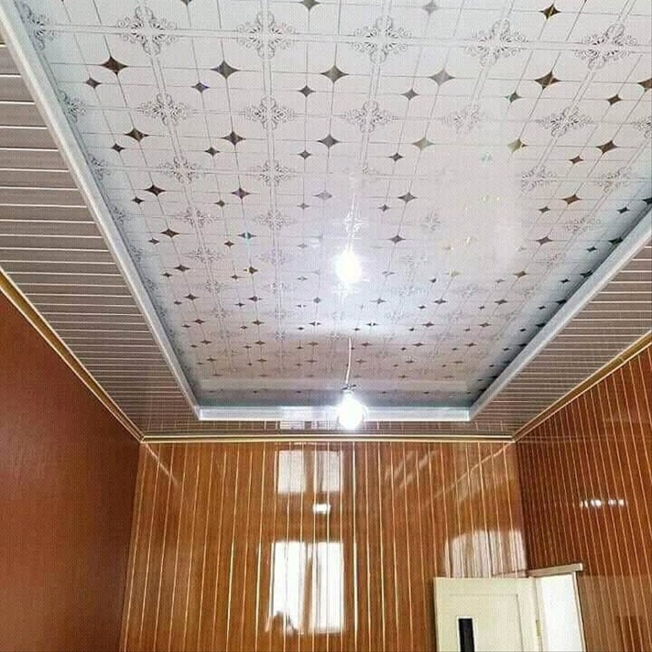 Красивый пластиковый потолок