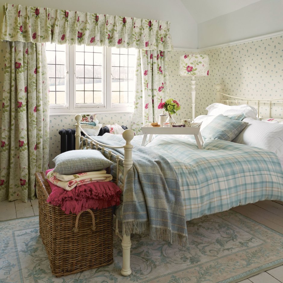 Лора Эшли (Laura Ashley)