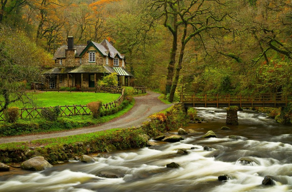 Дом у реки (River Cottage)