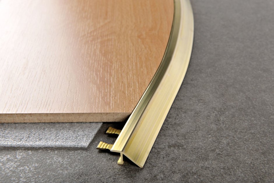 Латунный профиль Прогресс Профилес