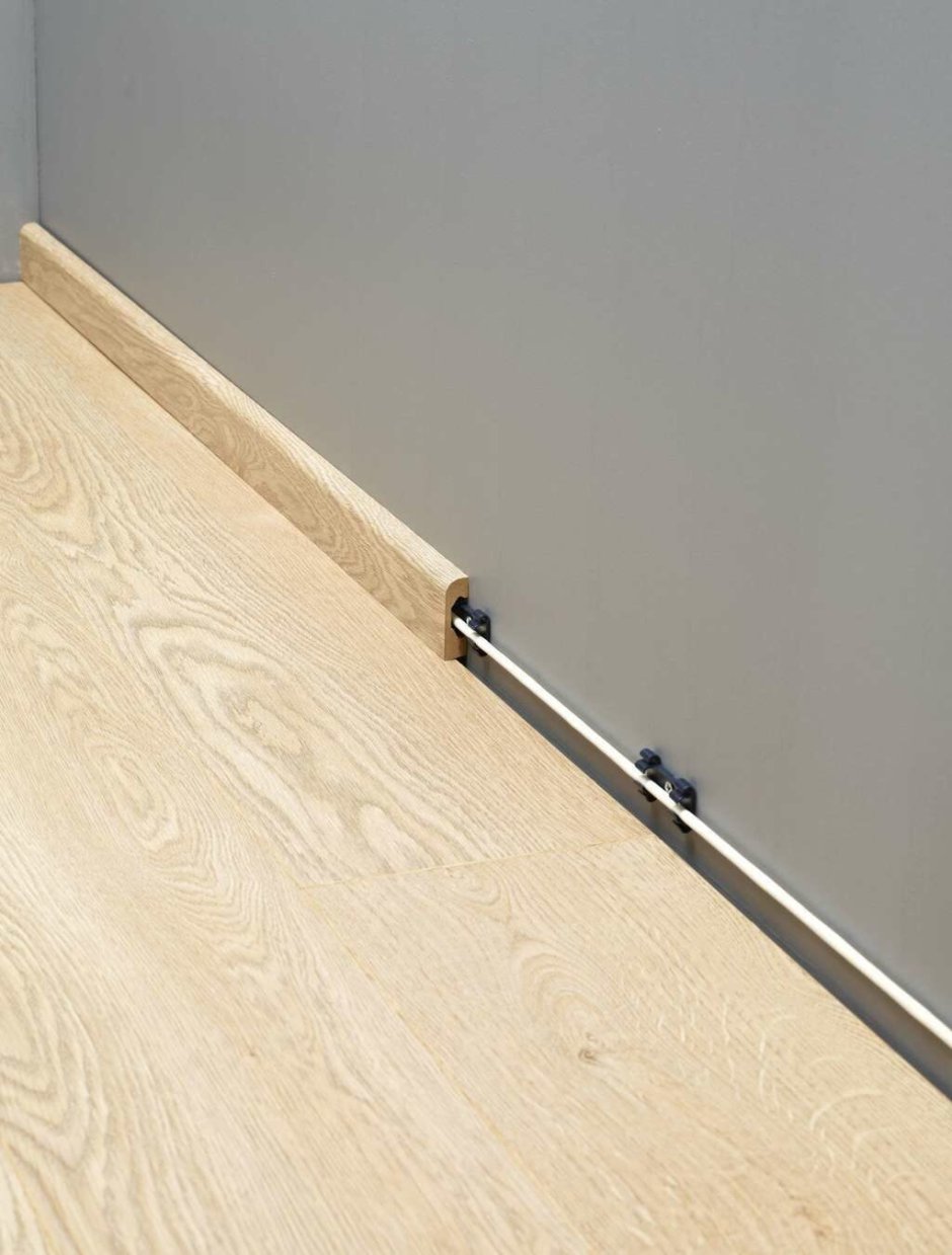 Балтерио ламинат плинтус