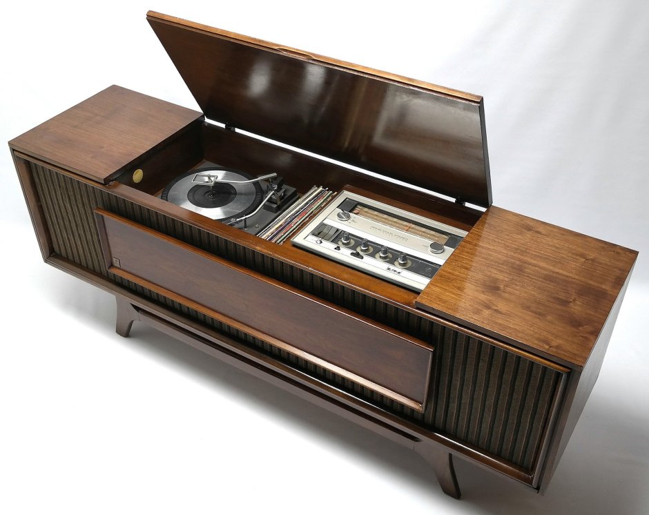 Victor stereo Console