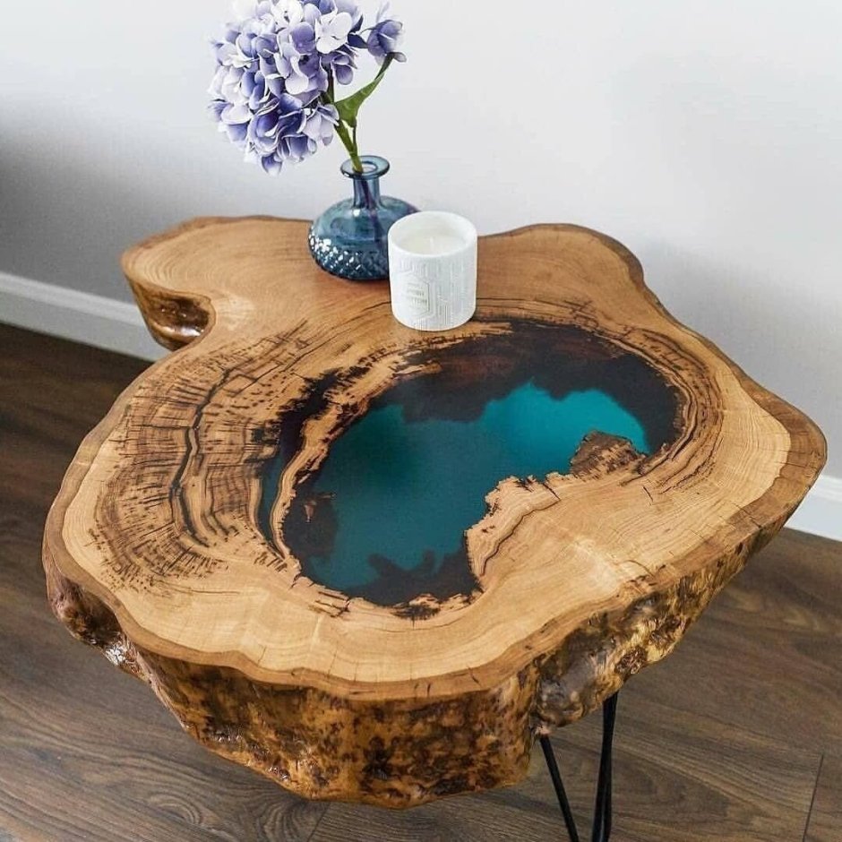 Журнальный столик из слэба дерева
