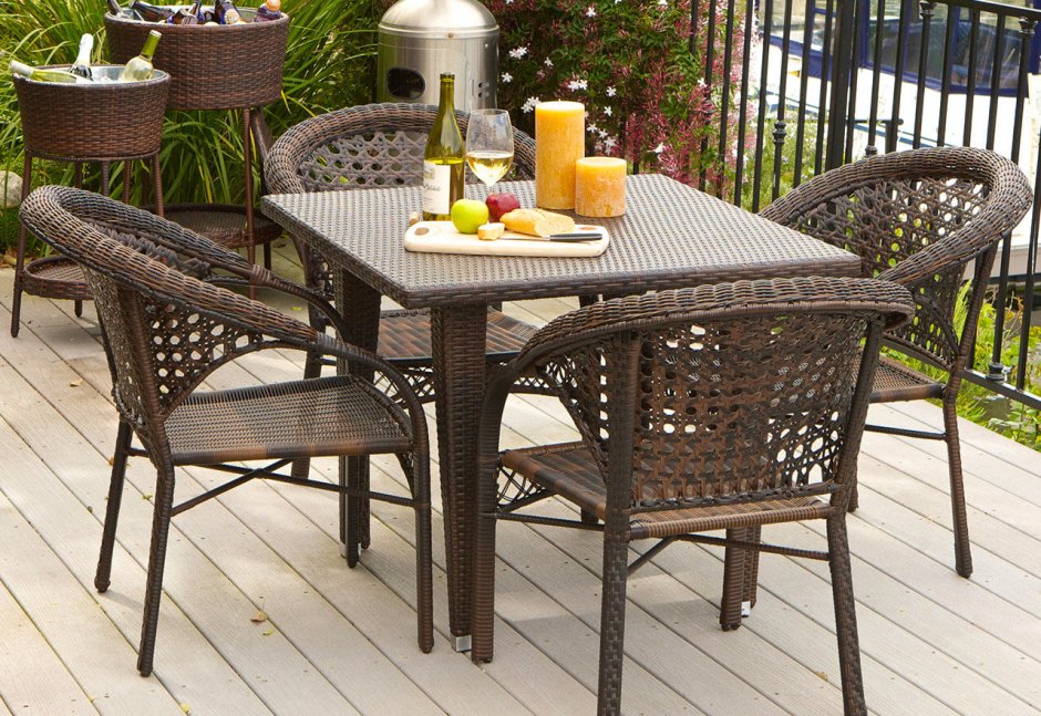 Вьетнам столик