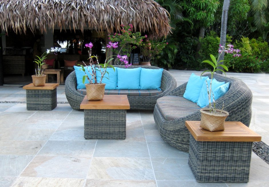 Садовый фонарь домик