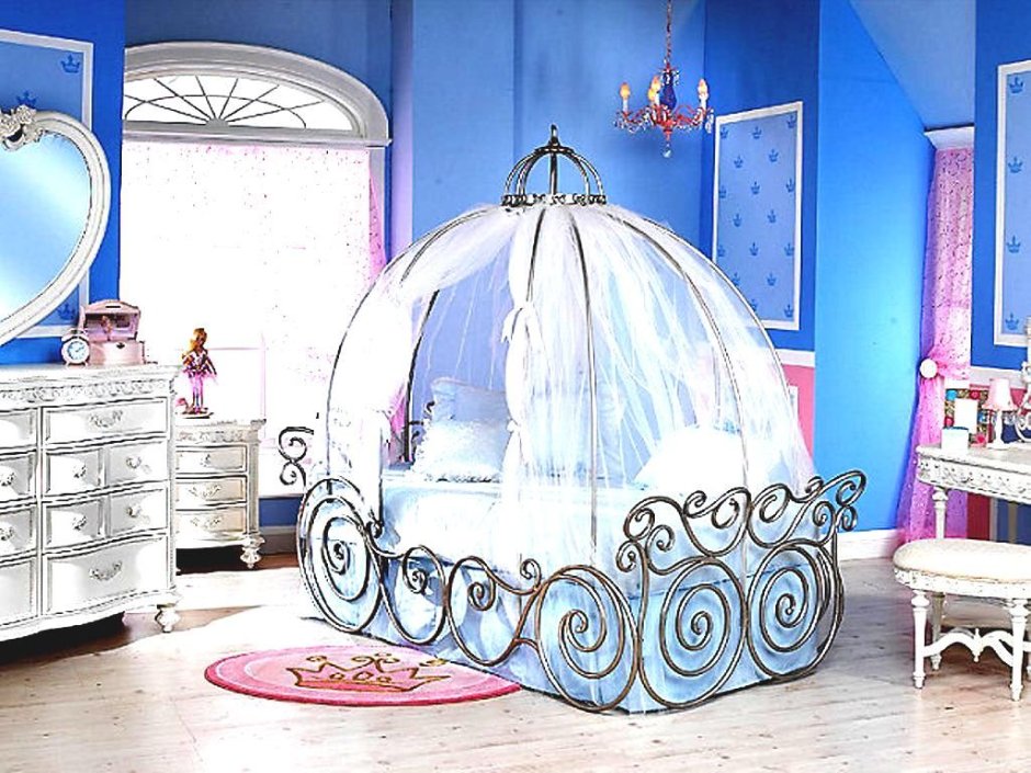 Кровать принцессы Синдереллы