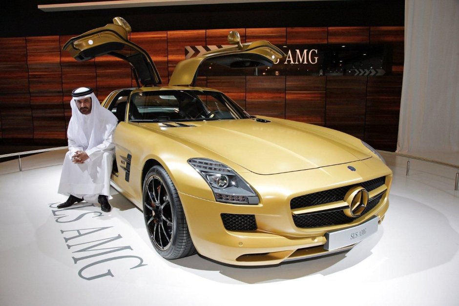 Mercedes Benz SLS белый Дубай