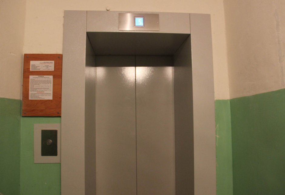 Лифты в многоквартирных жилых домах