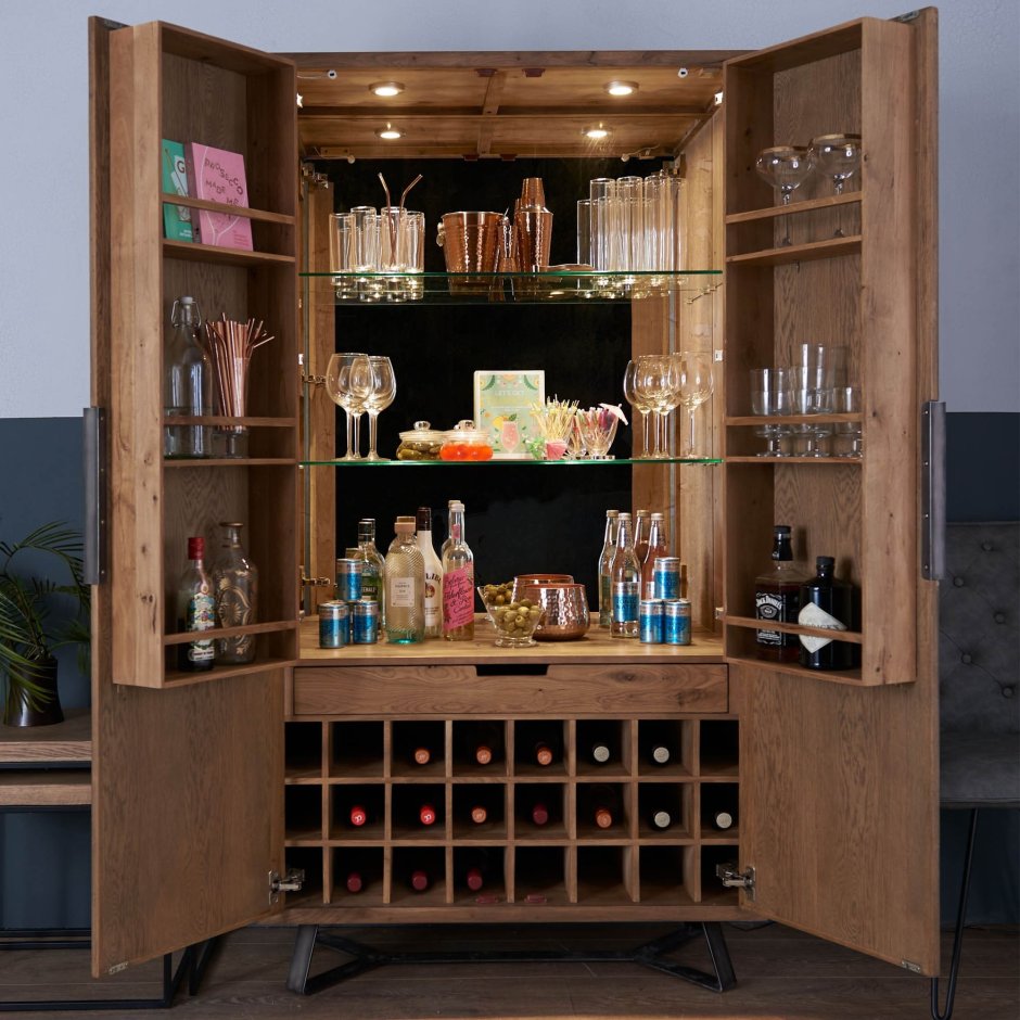 Sasha Drinks Cabinet