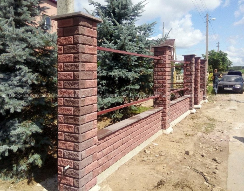Столбы из кирпича