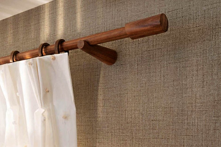 Гардина из дерева